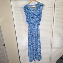 walker&wade Womens Dress L Blue White Floral V-Neck Button Pockets Midi