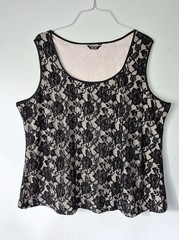 Women&rsquo;s lace lined sleeveless top by BLOOMCHIC US size 26