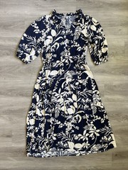 Women’s Dress, Ophelia Roe Size Medium