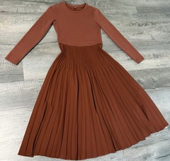 Uniqlo Women&rsquo;s Brown Crew Neck Long Sleeve Pleated A-Line Midi Dress XS