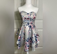 Womens Strapless Tiered Ruffle Party Cocktail Dress Size Medium Silver/Gray