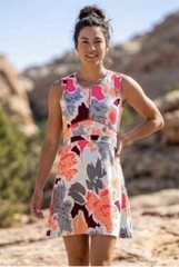 TITLE NINE Floral Dream Athletic Dress Sleeveless Performance Tennis Golf Large