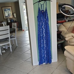 Charlie Jade Blue/White Abstract V-Neck Spaghetti Strap Stretch Maxi Dress M/M