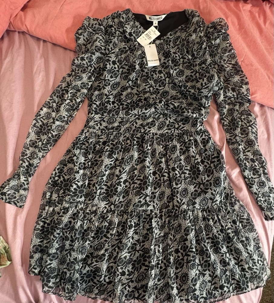 Walter Baker Black/White Floral V-Neck Ruffle Tiered Long Sleeve Mini Dress 8
