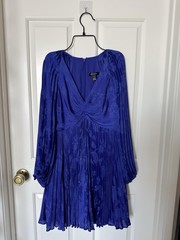 Banana Republic Blue Floral Pleated Mini Dress V-Neck Balloon Sleeve Size 2