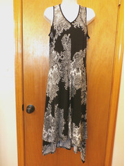 Tiana B. Black & White Paisley Hi/Low Dress Sleeveless V-Neck Medium