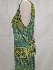 Madison Leigh Women&rsquo;s Dress Size 10 Sleeveless Green Multi Color With Shells