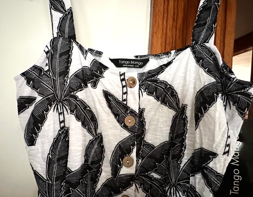 Tango Mango, NWT Black/White Palm Tree Tank Dress, Medium, Buttons, Lined Ret$85