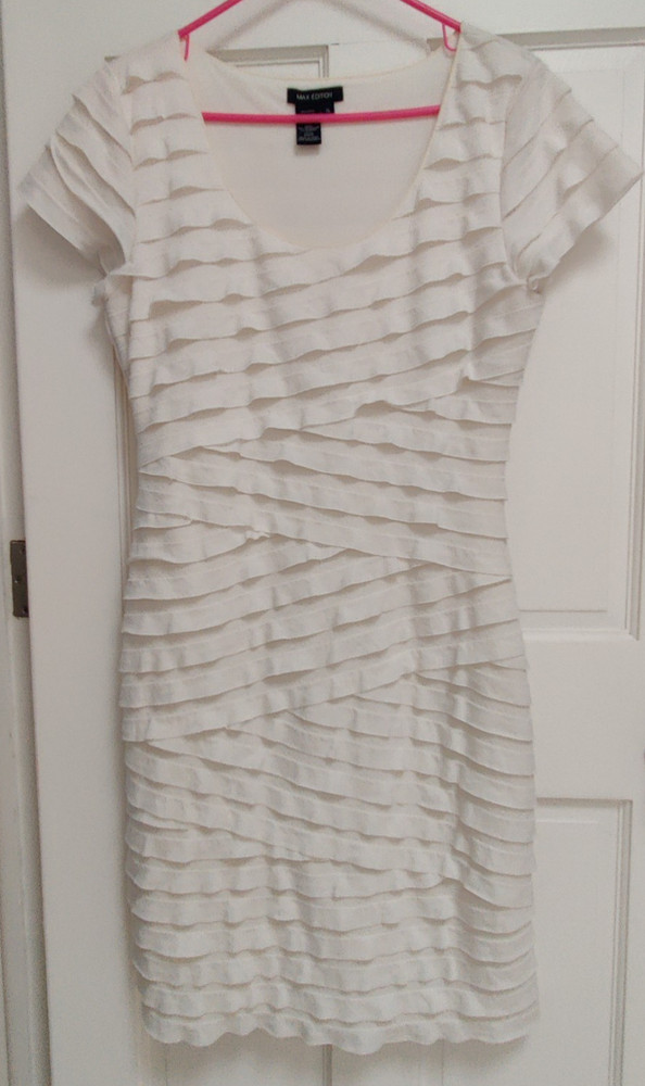 Max Edition Tiered Ruffle Stretch Body Con Dress Soft White XL