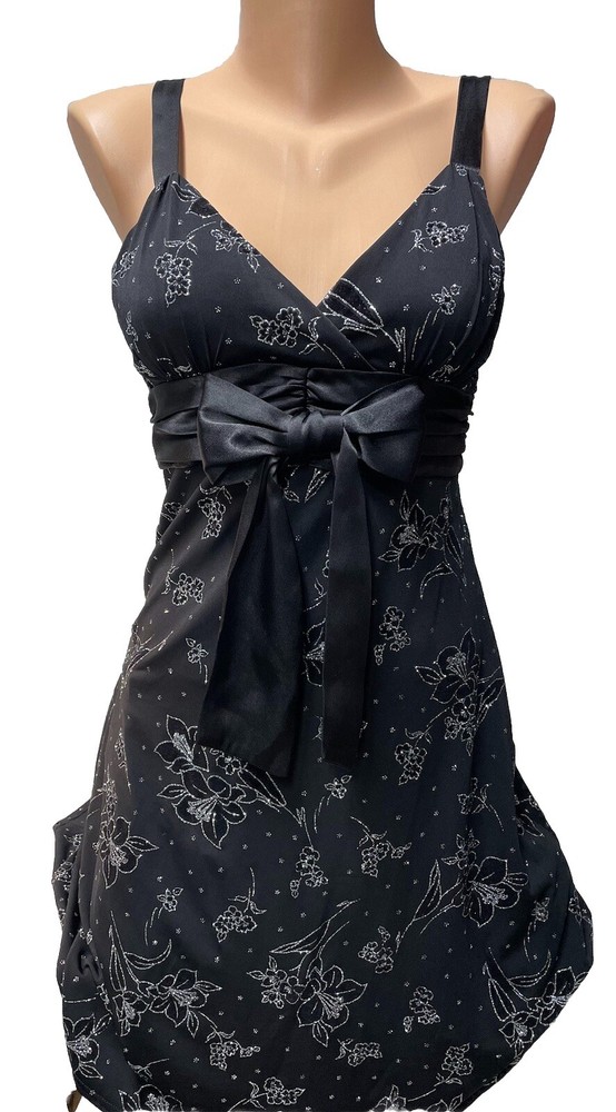 City Triangles Women M Dress Black and Silver Glitter Sparkle w/bow Homecoming