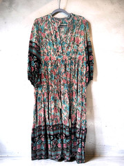 THREE BIRD NEST Women&rsquo;s Size S BoHo Pink and Turquoise Floral Long Dress
