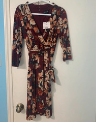 Liz Claiborne Wrap Dress V-Neck Belted Floral Burgundy Multi 3/4 Sz 4