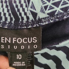 En Focus Studio Womens 10 Geometric Maxi Dress Navy Mint Green Tribal Sleeveless