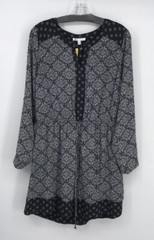 DR2 Medium Mini Dress Deep V Pullover Tie Waist Black White Long Sleeve