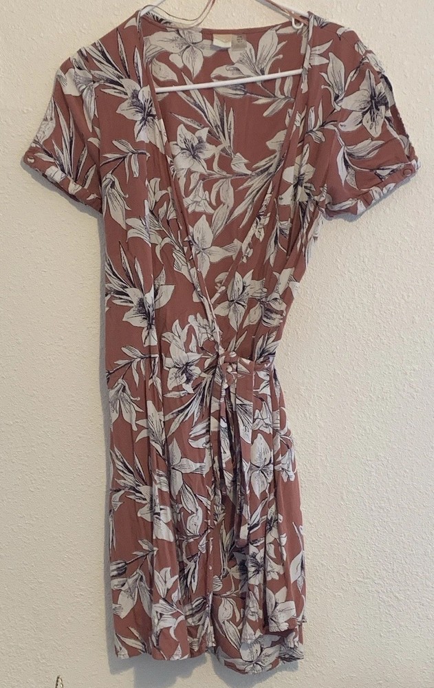 ROXY Women&rsquo;s Brown White Floral Wrap Dress V-Neck Short Sleeve Knee Length M