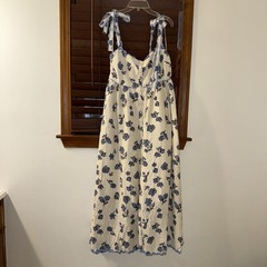 NWOT | Sofie The Label Button-Front Tie-Straps Floral Midi Dress w/ Pockets | M