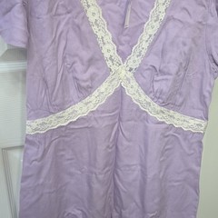 Old Navy Women’s Petite M Purple Satin Polyester Lace V-Neck Short Sleeve Gown