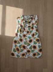 Mimi Chica Sunflower Print A-Line Mini Dress Women&rsquo;s Size M Rayon Smocked Back