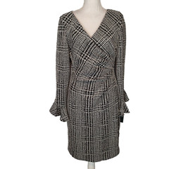 RALPH LAUREN Black white Ruched Ruffled Cuff Plaid Long Sleeve VNeck Size 8