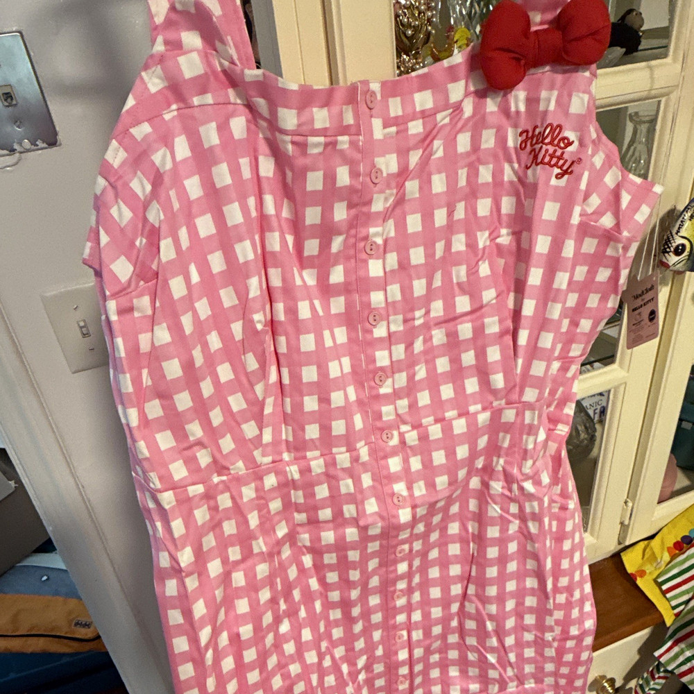 ModCloth Hello Kitty Plus 4X Pink/White Gingham Bow Button Short Sleeve Dress