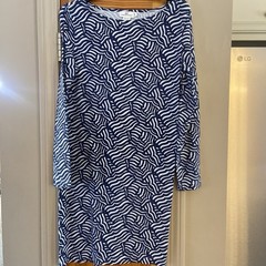 Vineyard Vines Shift Dress Boat Neck Long Sleeve Abstract Knit Stretch M