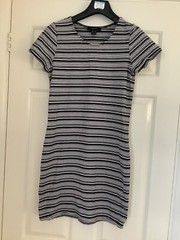 Ladies dress short sleeve black & white Stripe stretchy shift Primark Size 12
