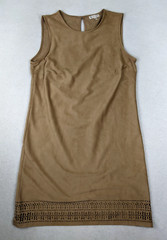 LILA ROSE – WOMEN&rsquo;S SOFT MICROFIBER FAUX SUEDE SLEEVELESS DRESS – SIZE 8