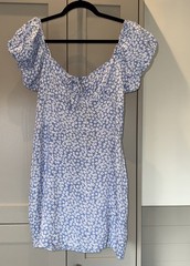 BNWT Pink Vanilla Blue & White Floral Short Summer Lace Up Front Dress Size 12