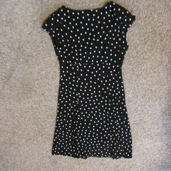 NWOT Evan Picone 6 Black White Dot VNeck Midi Poly Dress Cap Sleeve