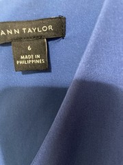 Ann Taylor Blue Solid Sleeveless V-Neck Fit & Flare Knee Dress Zip Size 6