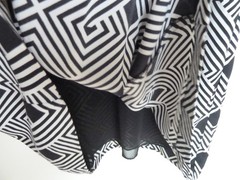 DVF DIANE VON FURSTENBERG black white OCCASION GEO PRINT GIANNA dress Size 8 US4