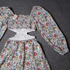 Vestique Floral Mini Dress S NWT 100% Cotton Off Shoulder Cut Out Waist Ruffle