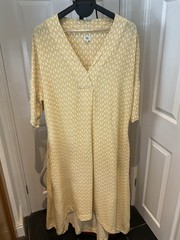 KIN Dress Size 20 Lemon Yellow 1/2 Sleeve Loose Relaxed Summer Abstract Design