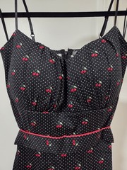 SUZY SHIER SPAGHETTI STRAP CHERRY & POLKA DOT PRINT PIN UP DRESS SIZE SMALL
