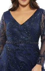 Mac Duggal Blue Beaded Lace Long Sleeve V-Neck Long Gown 22W 67922