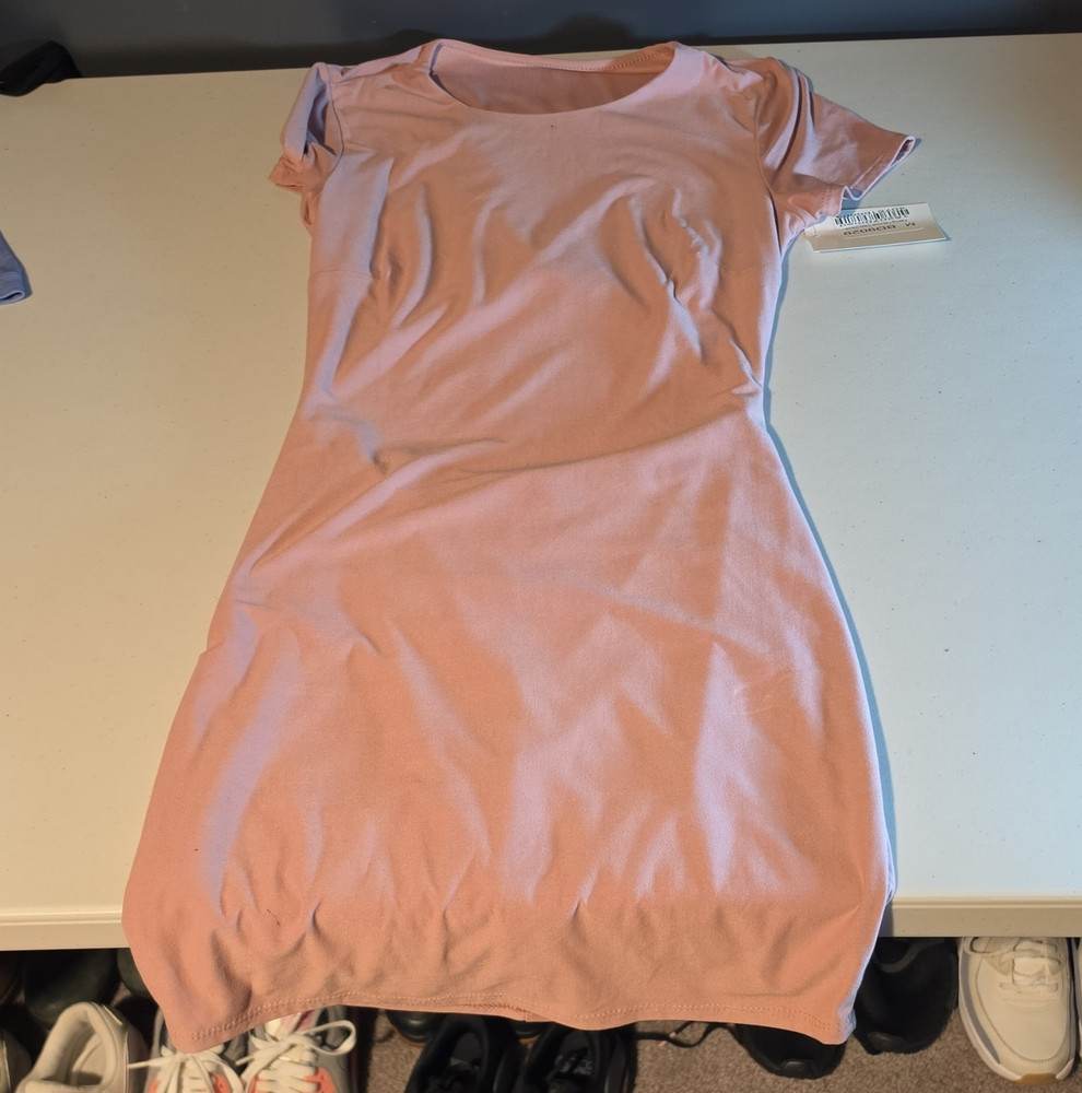 Pink Lily Mauve Bodycon Dress Scoop Neck Short Sleeve Stretch Cut-Out M