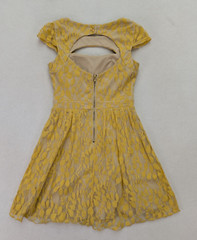 Xtraordinary Women&rsquo;s Dress Size 5 Yellow Lace Cap Sleeve Fit & Flare Mini