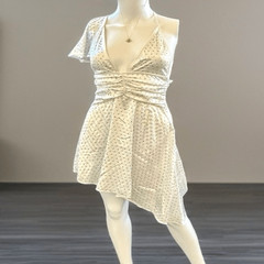 NWT WeWoreWhat silky charmeuse white asymmetrical dress with crystal Size 0