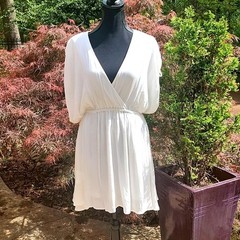 NWT 🤍Aakaa Mini White Dress Medium