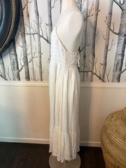 Z Supply Jazmin Maxi Dress White Smocked Lightweight Gauze Strappy Size L EUC