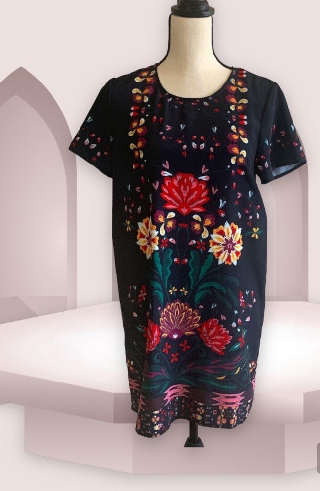 MINK PINK Wisdom Tee Short Sleeve Shift Dress black floral Size M Bohemian Boho