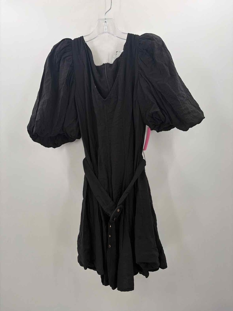 Pre-Owned Sofie the Label Black Size Medium Knee Length Short Sleeve Dress