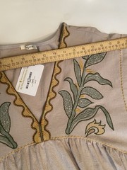 NWT Sunday Up Women&rsquo;s M Embroidered Floral Kimono Babydoll Dress Tan Green Boho