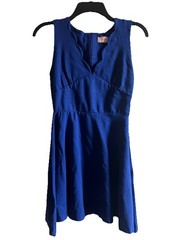 Love…ady short Dress Women&rsquo;s Size Small/medium fit and flare Scallop Neckline