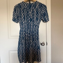 HD in Paris Anthropologie Archipelago Dress Smocked Waist Mini Sz 0Blue White