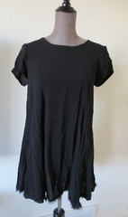 Silence & Noise Women&rsquo;s Black Dress Short Sleeve Mini Flowy Relaxed Fit S / M