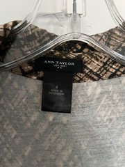 Chic Ann Taylor Women’s Geometric Print Long Sleeve Half Wrap Dress Size 6