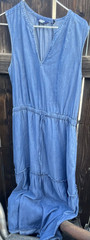 Time and Tru Blue Chambray Sleeveless V-Neck Midi Dress Pullover Size S