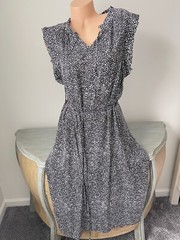 Croft&Barrow Dress A-line Tie V-Neck Midi black white Dot sleeve Flutter Cap