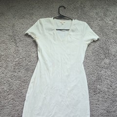 Milk & Honey White Solid V-Neck Short Sleeve Ruffle Knit Cotton Midi Dress S